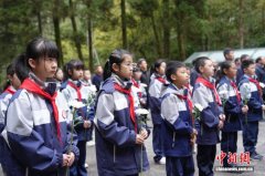 追思英烈 2026年江西省“我们的节日·清明”主题文化活动举行